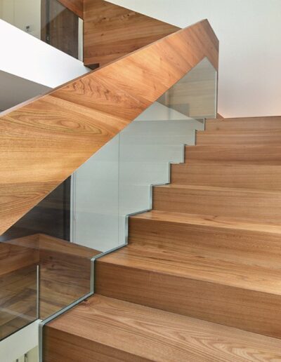 wood and mirror finish staircase